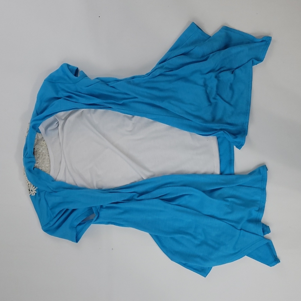 Blue flower shirt